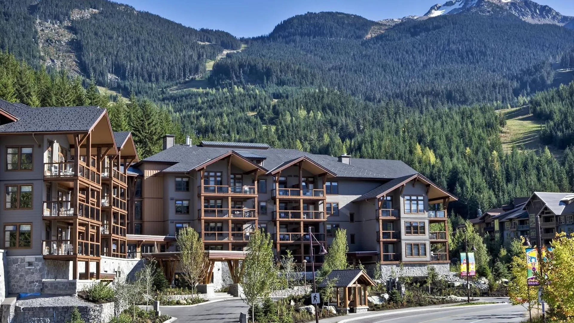 Evolution Whistler Aparthotel
