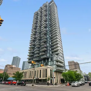 https://simply-comfort-bmo-centre-and-downtown-apartments.calgaryhotelsearch.com