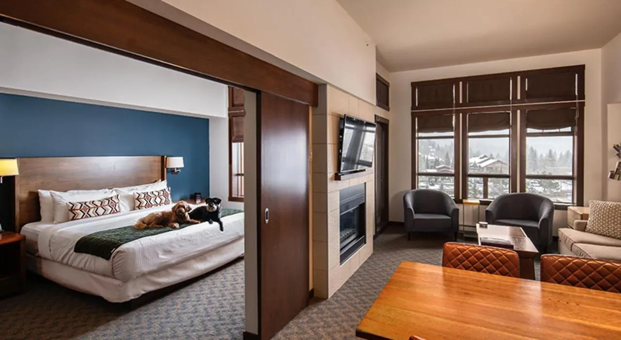 Evolution Whistler Aparthotel